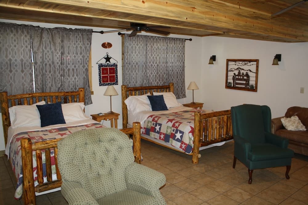 The Historic Wapiti Lodge