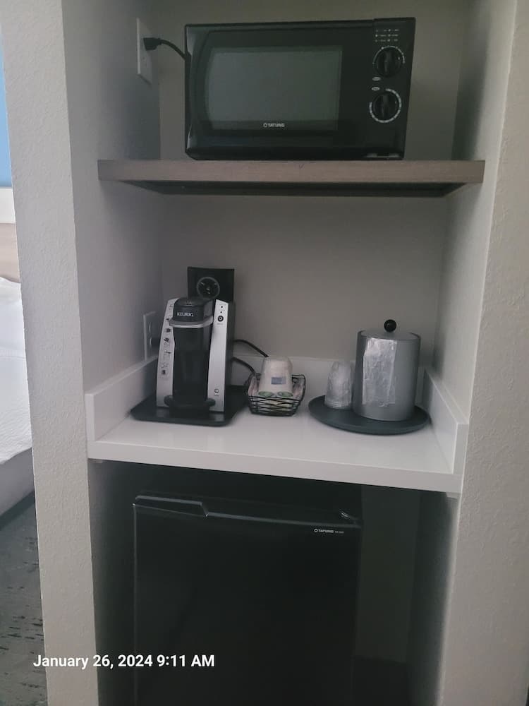 Holiday Inn Express and Suites Wytheville by IHG