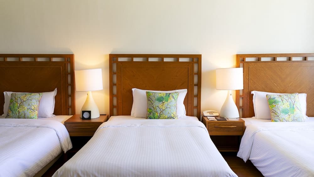 THE MOON BEACH MUSEUM RESORT