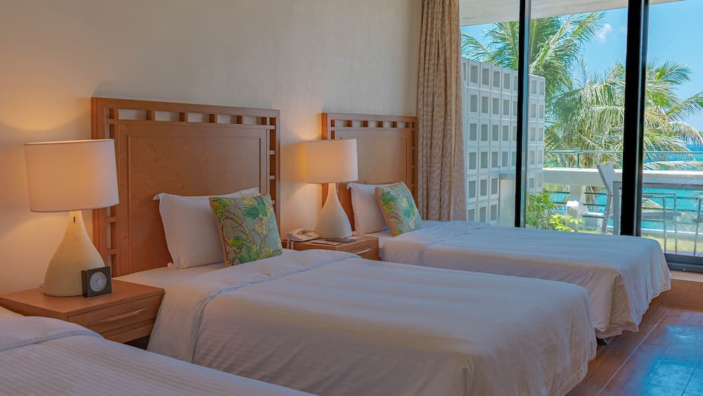 THE MOON BEACH MUSEUM RESORT