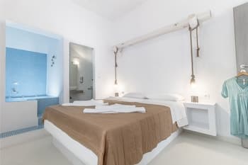 Colosseo Studios & Apartments