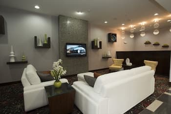 Holiday Inn Express & Suites Morrilton, an IHG Hotel