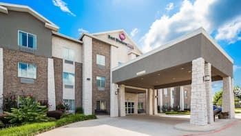 Best Western Plus Sand Bass Inn & Suites