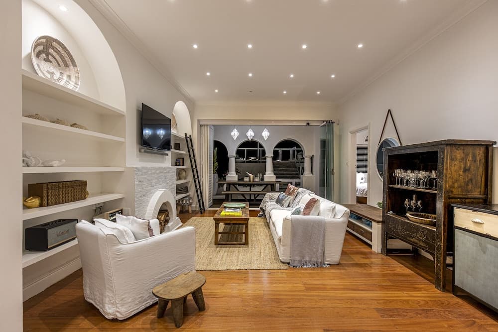 Clifton YOLO Spaces – Clifton Sea View Apartments