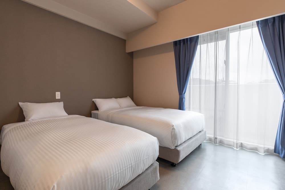 Mr.KINJO in GRAND BLUE CHATAN