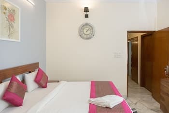 Under My Roof Hauz Khas