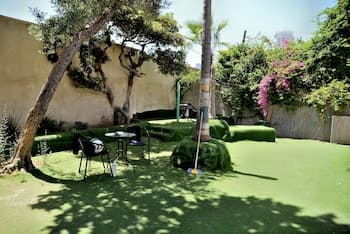 Stylish apt next to bograshov