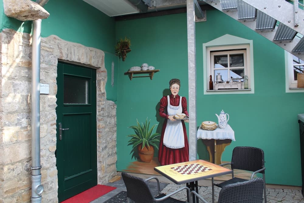 Heinrich's Pension mit Café-Witschaft