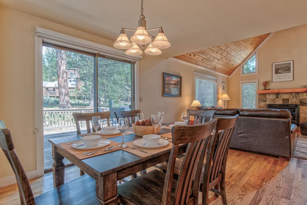 Lost Lane #8 by Village Properties at Sunriver