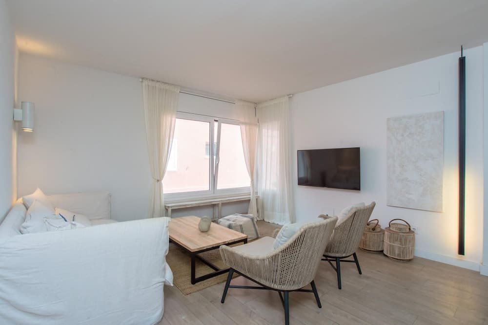 Bh-3 Calella DE Palafrugell 4-6 Pax