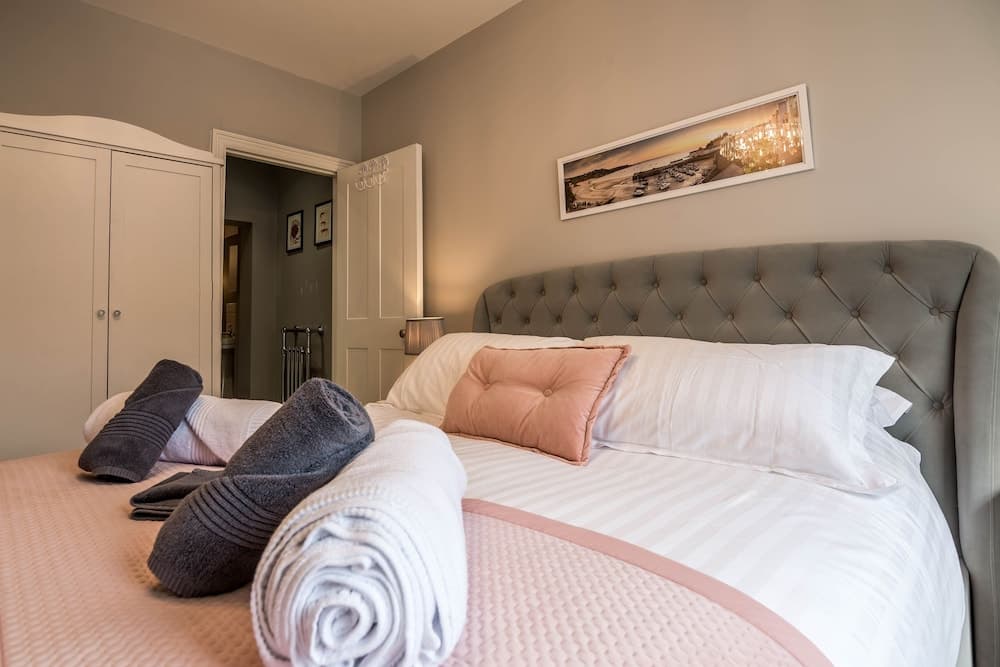 Lady Tenby - 2 Bedroom Luxury Apartment