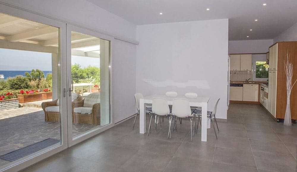 Villetta Biodola Beach