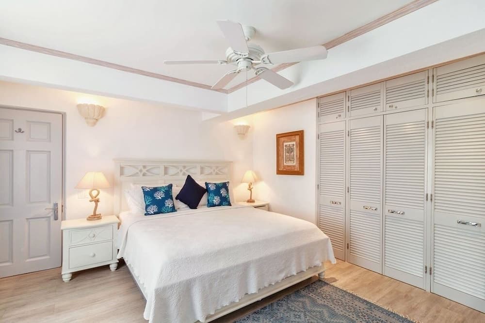 Westshore Beach House by Blue Sky Luxury