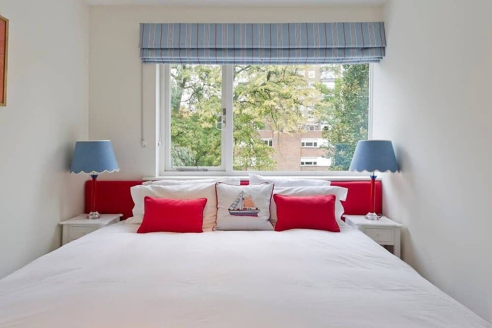 4 Bedroom House, Holland Park