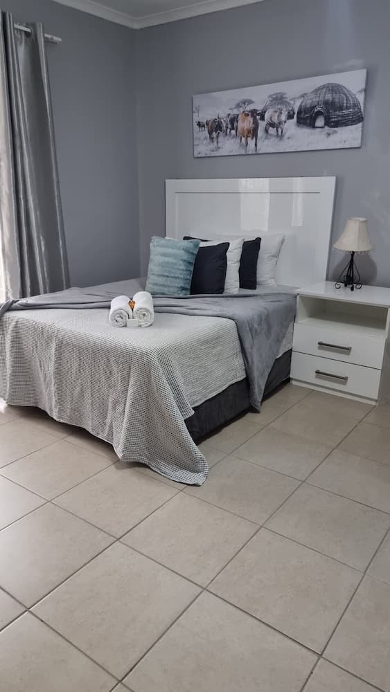 Stay @ Home Airport Lodge