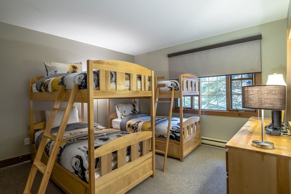 Les Falaises by Tremblant Platinum