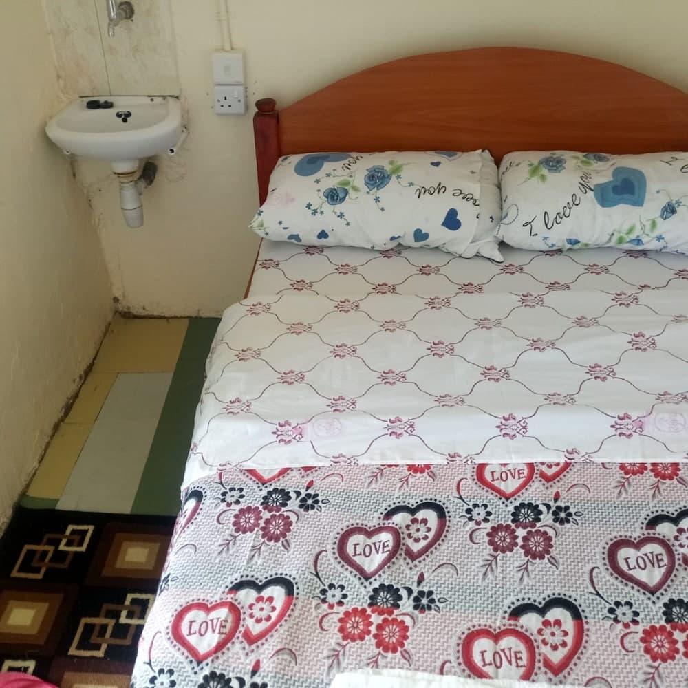 California Naivasha Lodge