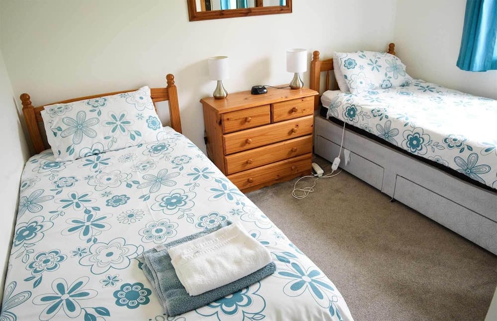 Gairloch View Holiday Cottages - 'kenmore' & 'anmara'