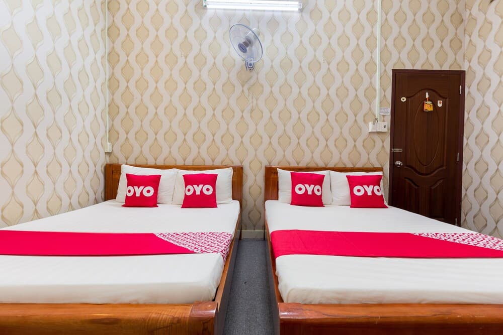 OYO 993 Trinh Ngoc Hotel