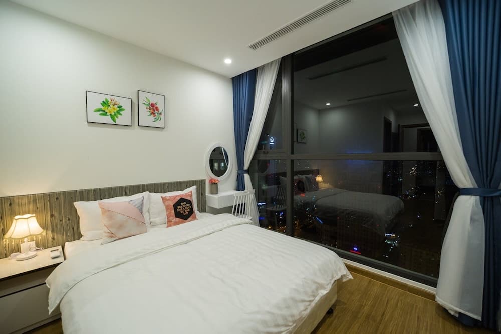 Homefromhome Skylake Apartment