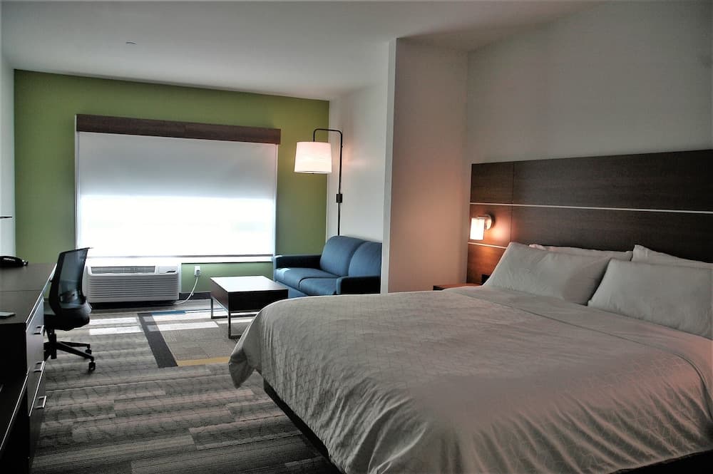 Holiday Inn Express & Suites Edmonton SW - Windermere by IHG