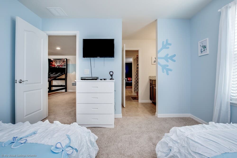 Bengal Court Villa Windsor at westsdie 8805