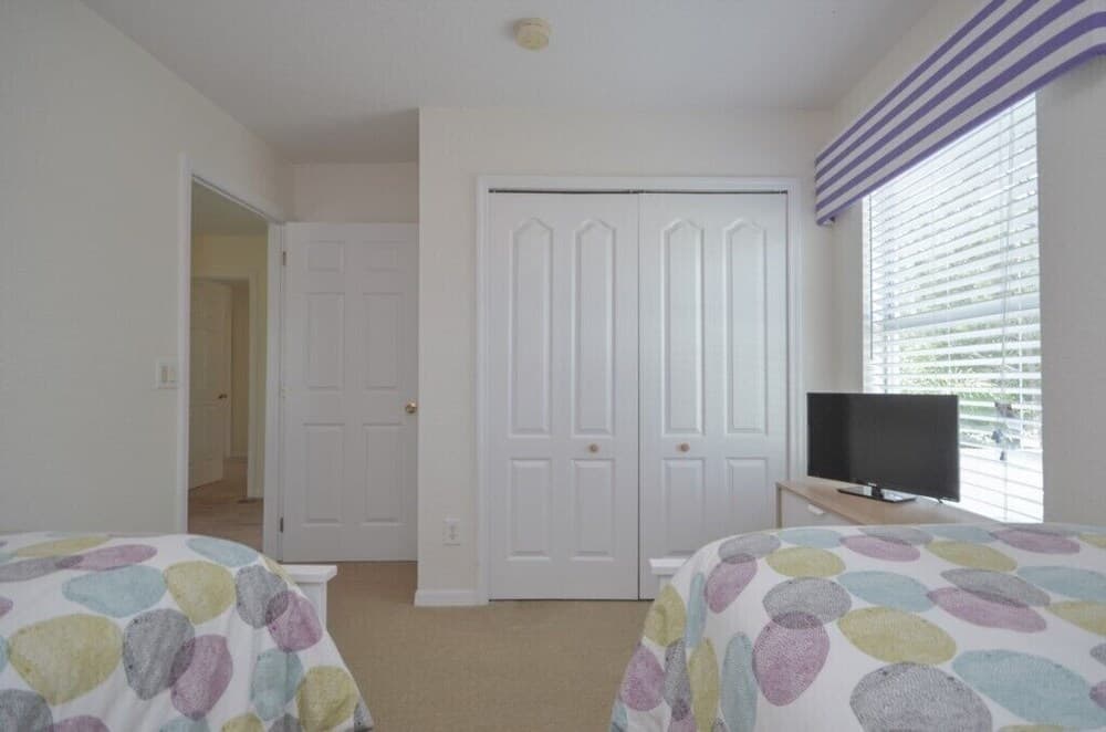 Oxford Drive Villa Highlands Reserve 1