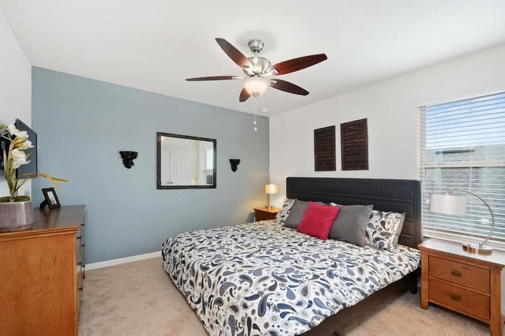 Yorkshire Court Villa Westhaven