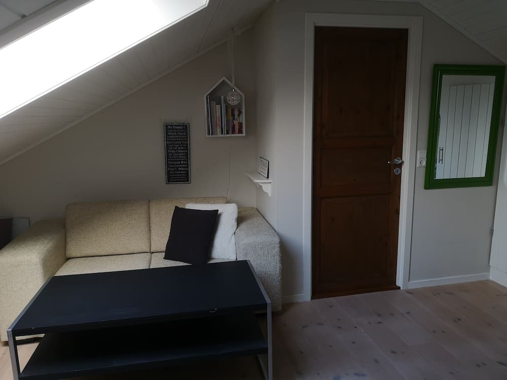 Rose Cottage 70m2 Tórshavn with Parking