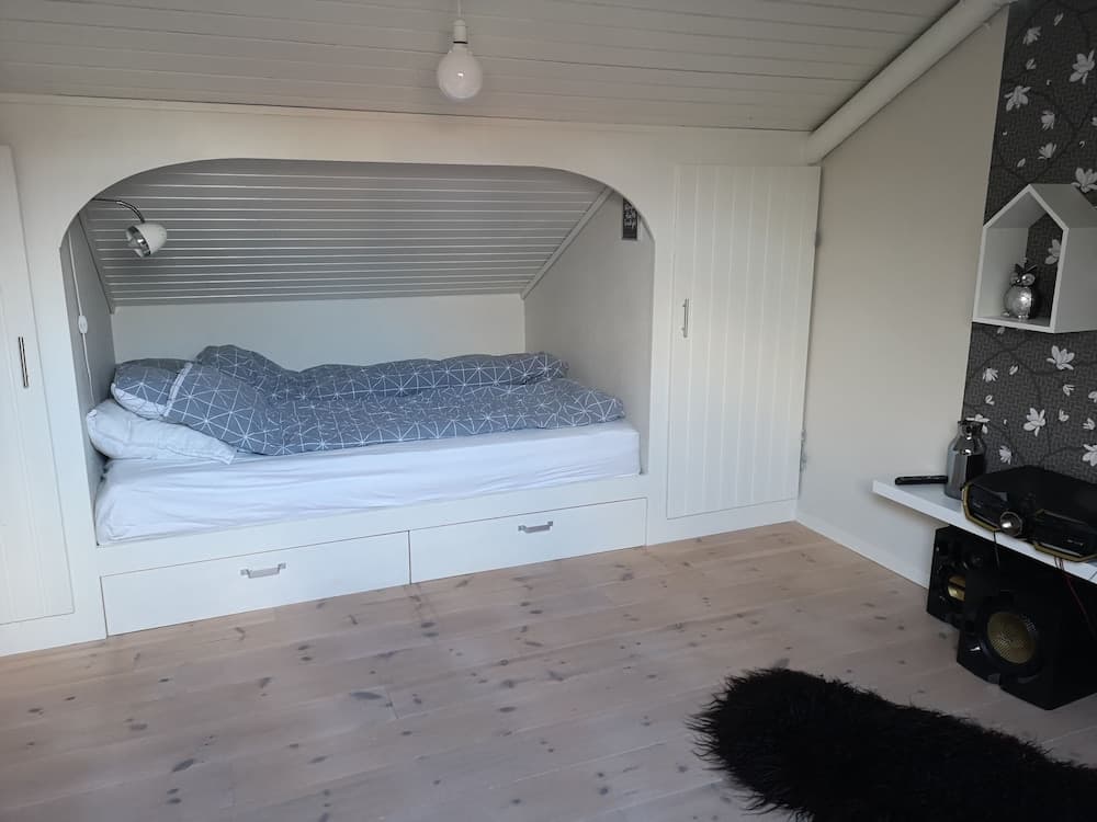 Rose Cottage 70m2 Tórshavn with Parking