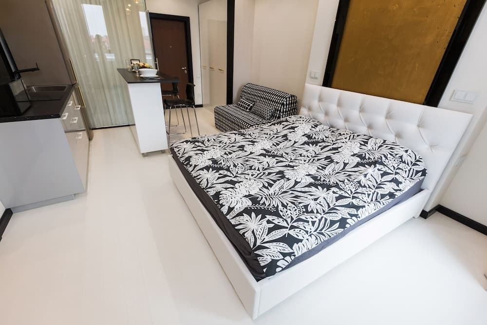 Azbuka apartment Vernetorgovaya 4