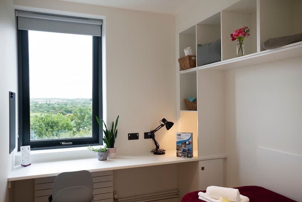 Goldcrest Village Deluxe University Campus Apartments