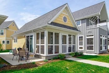 Captain`s Quarters - 179 Leeward Way, Cottage #6