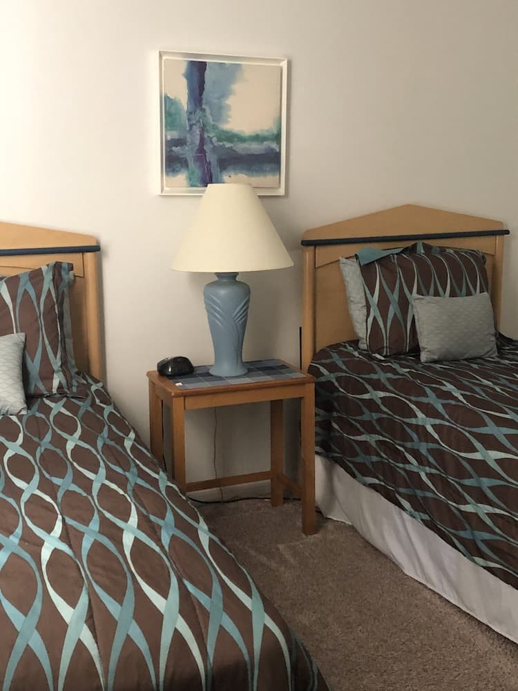 4BR Calabay Parc Pool Home 615 by OVRH