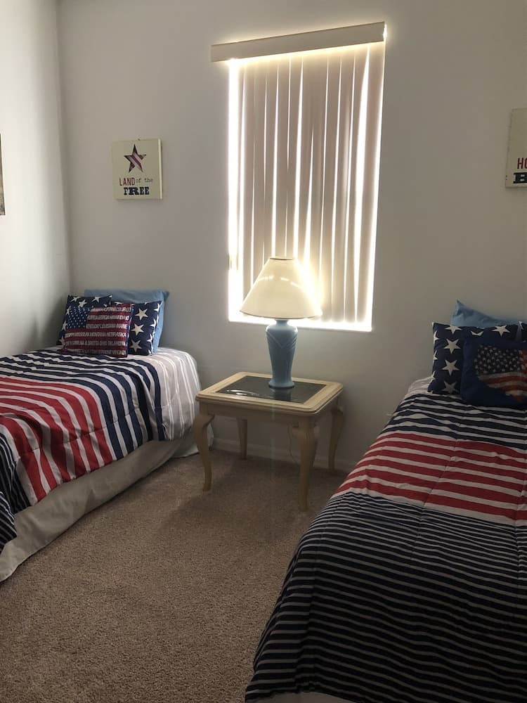 4BR Calabay Parc Pool Home 615 by OVRH