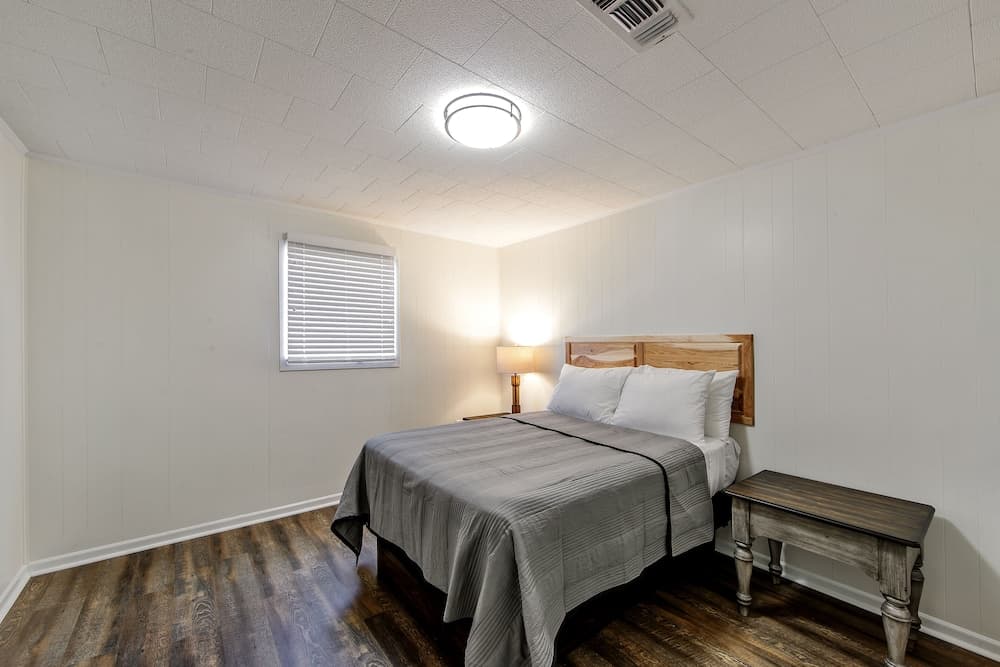 Southern Breeze Lodge