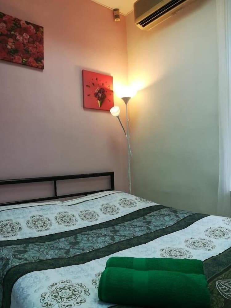 Travel Inn Serpukhovskaya - Hostel