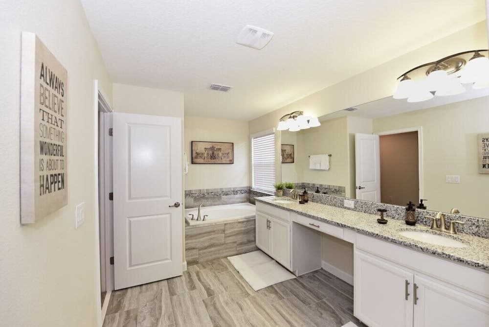 Solterra Resort IHR 3056