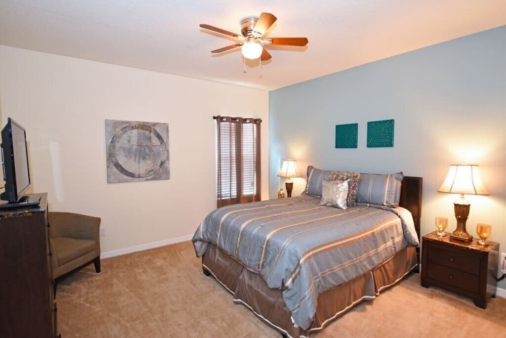 Watersong Resort - 5 Bed Sleeps 10 - Private Pool