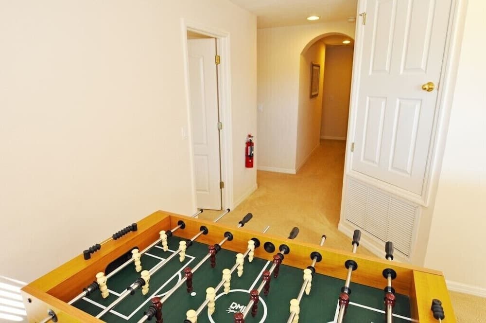 The Shires Westhaven IHR 3066