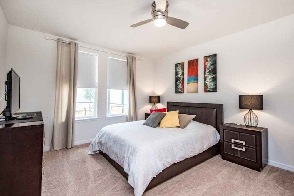 4 Bedroom 3 Bathroom Villa