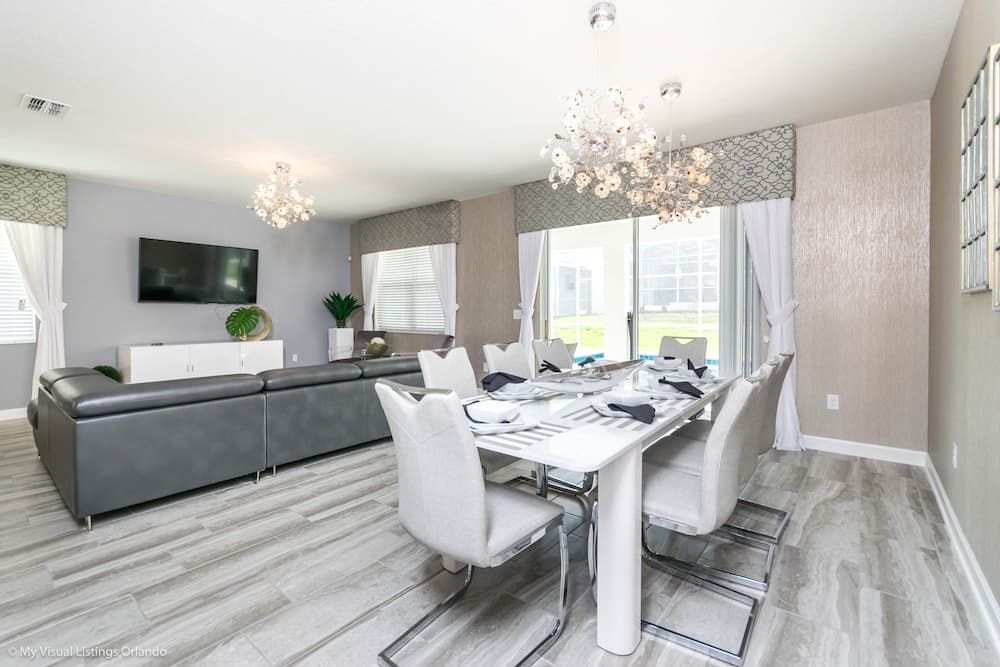 Champions Gate 8 Bedroom Resort Villa