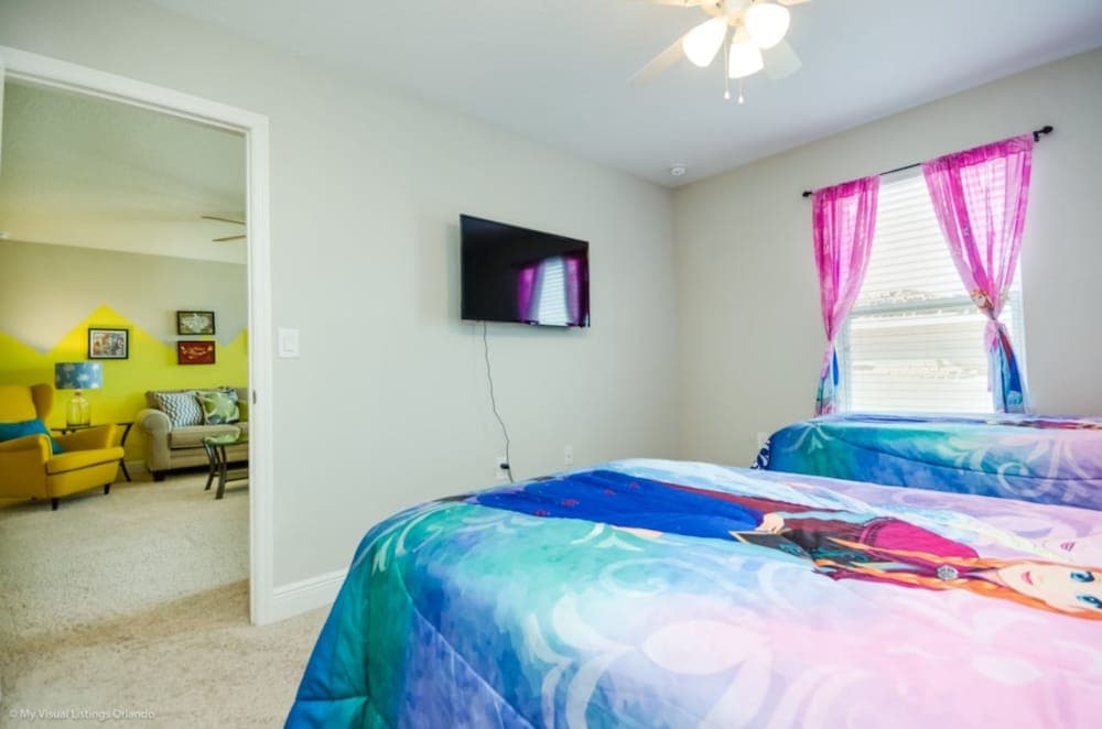 Ultimate 6 Bedroom 5 Bathroom Solterra Resort Home