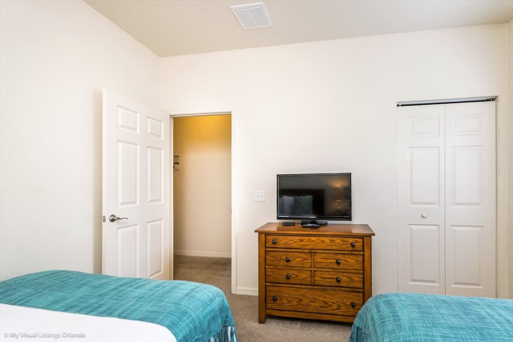 Lucaya Village Resort 4 Bdrm