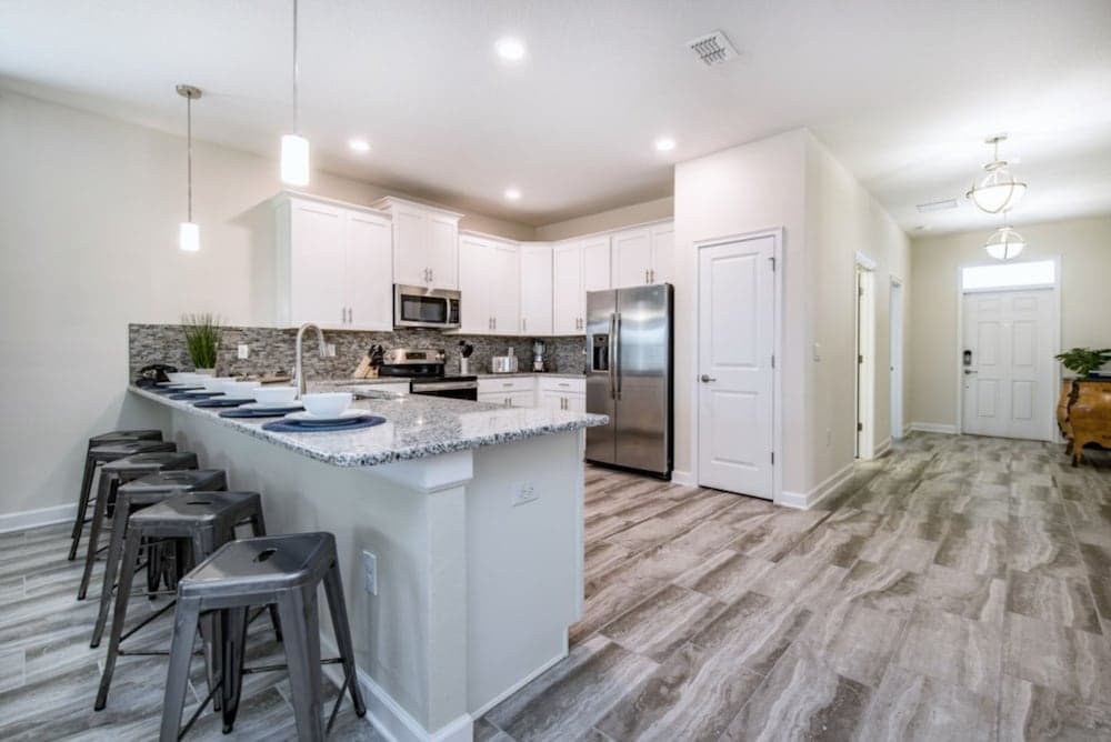 Furnished 8 Bed 5 Bath Villa