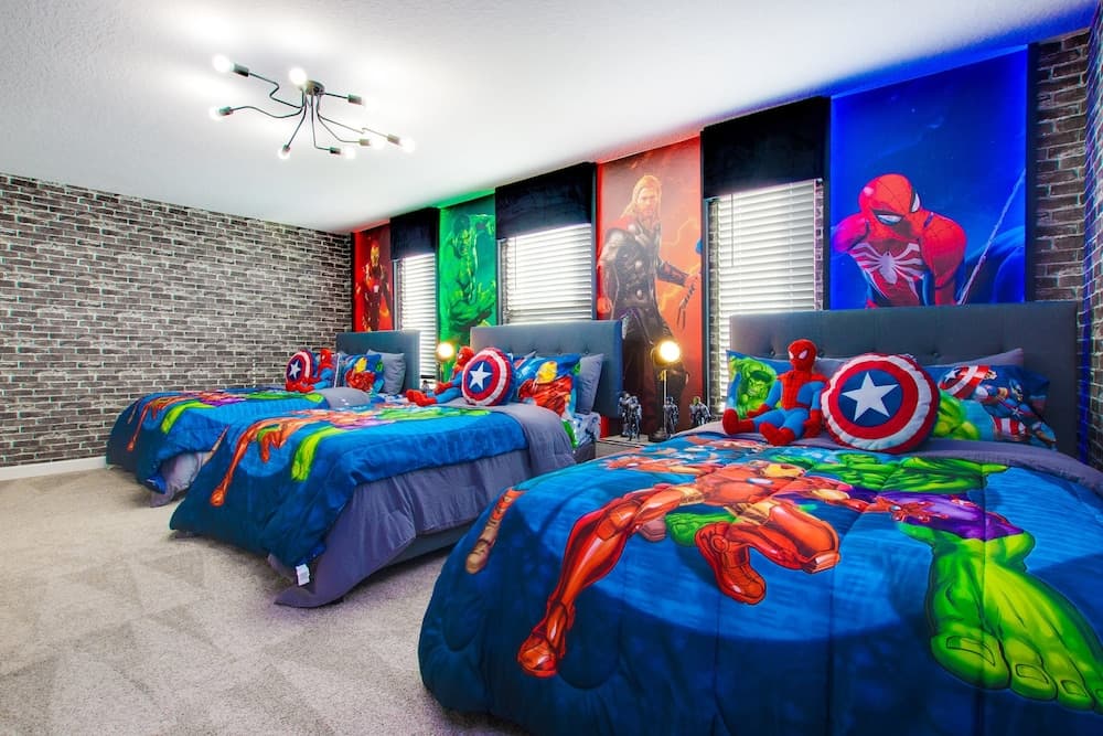 9 Bed 5 Ba Villa with Games, Pool & Spa