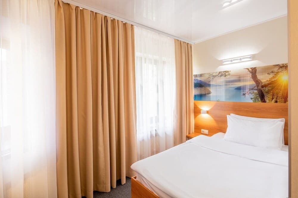 Aura Aquarelle Hotel