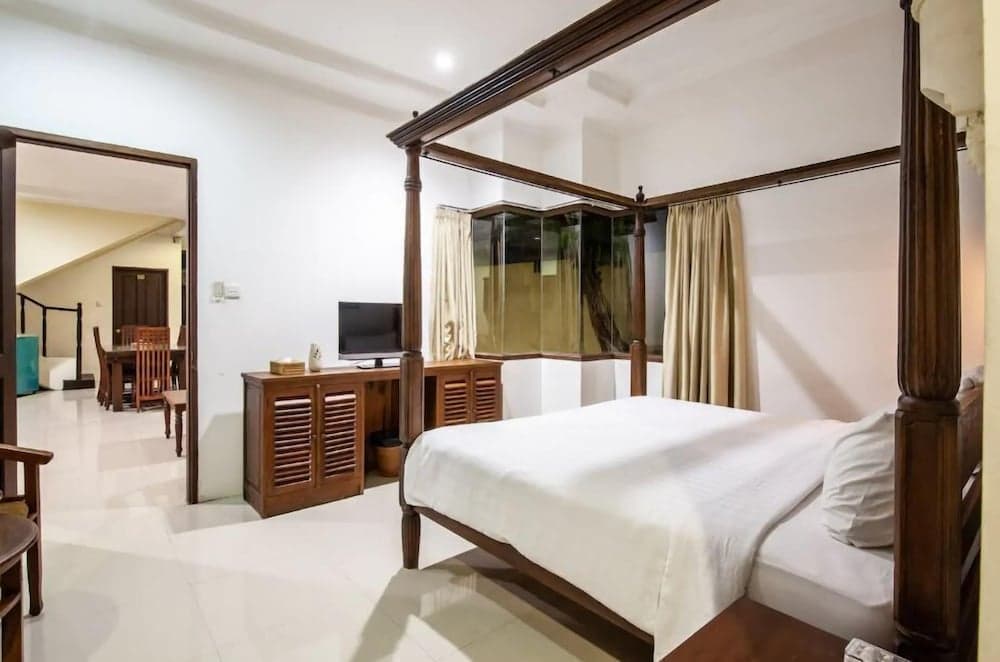 PB - Villa 5 - 4BR · 4-BR Private Pool Villa Walk to Seminyak Beach