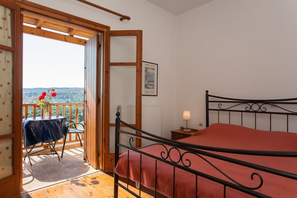 Group Accomodation in Crete