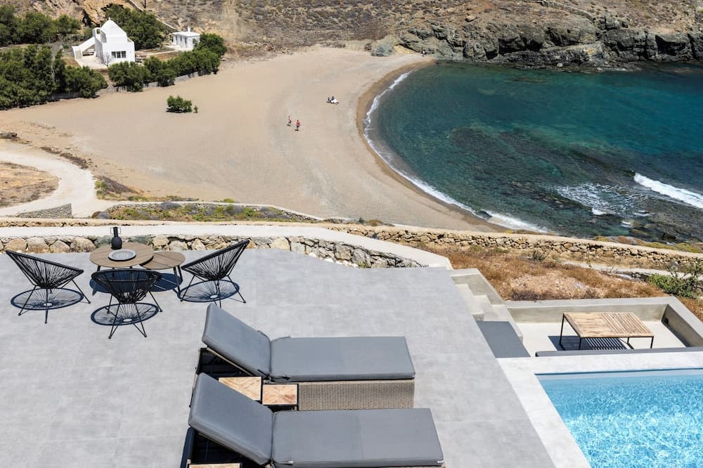 Mykonos Big Blue Villas & Suites At The Seaside